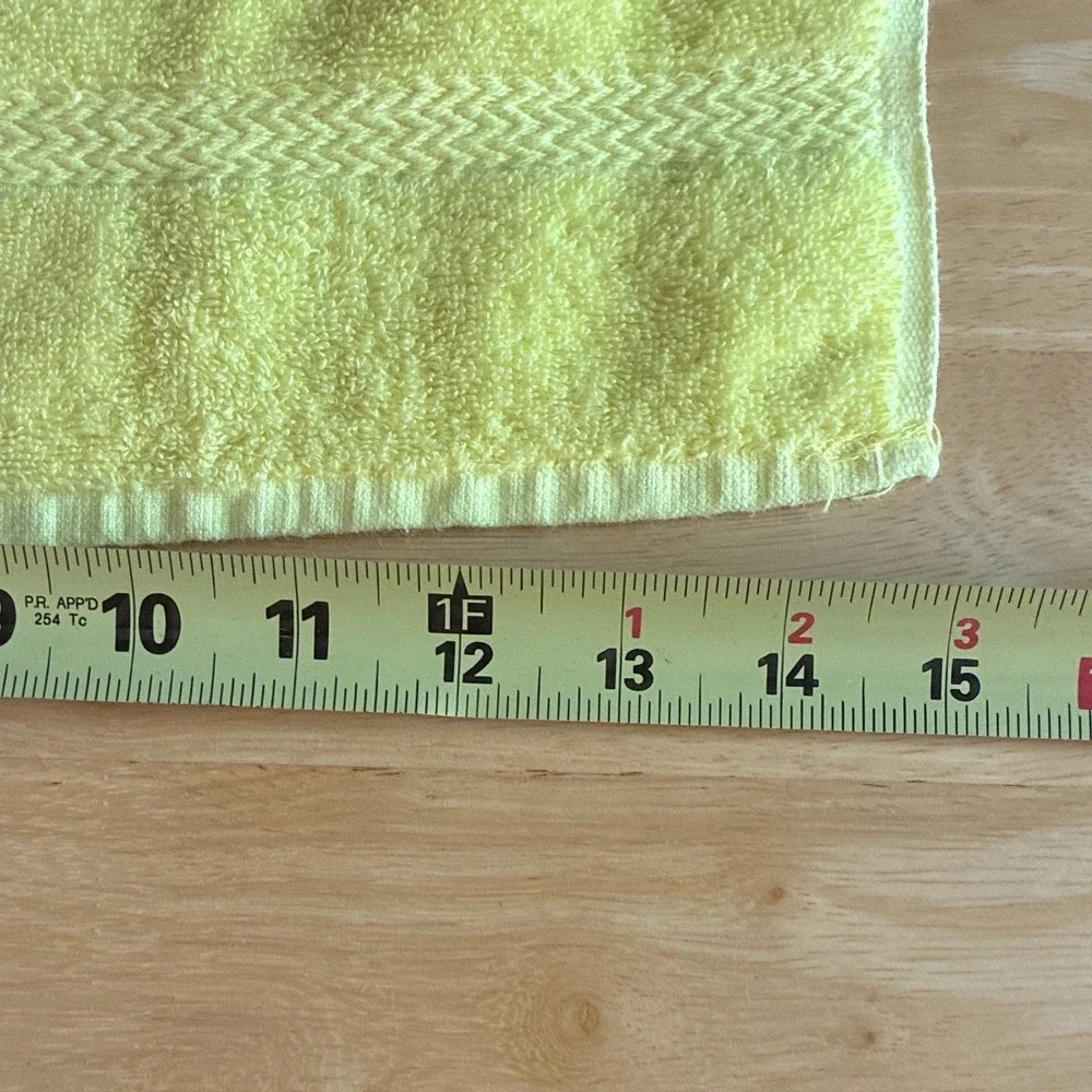 VTGTastemaker Ultra Touch Yellow Solid Textured Towel Set2pc HandTowel/Washcloth